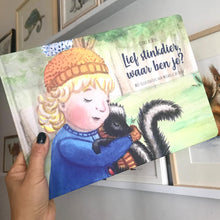 Load image into Gallery viewer, Lief stinkdier, waar ben je? Children&#39;s book for toddlers
